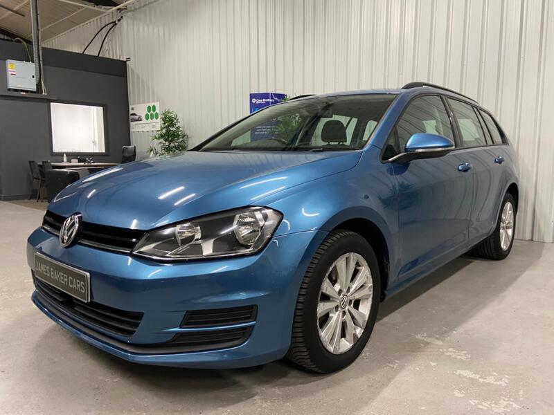 View VOLKSWAGEN GOLF 1.6 TDI BlueMotion Tech Match Edition