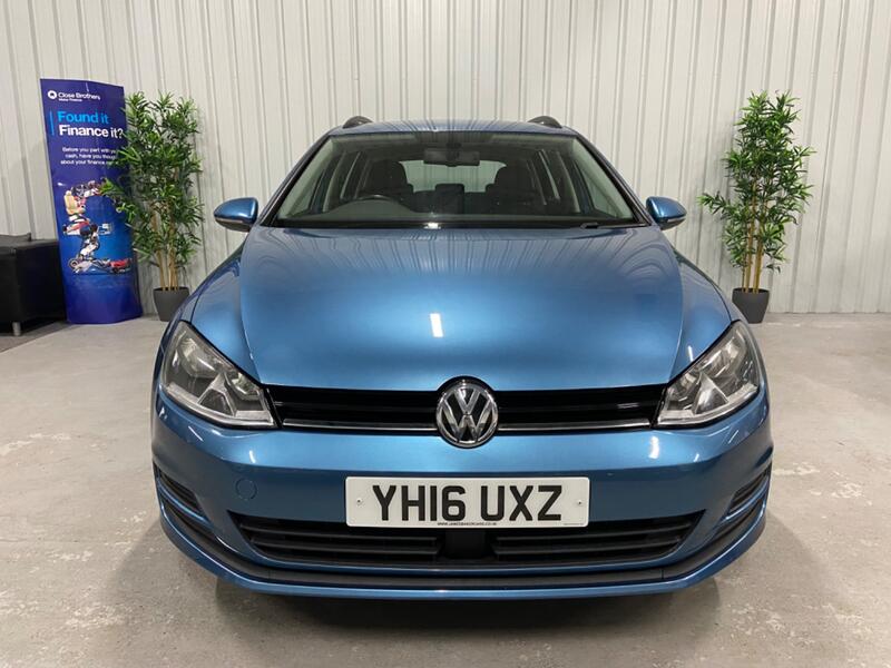 View VOLKSWAGEN GOLF 1.6 TDI BlueMotion Tech Match Edition