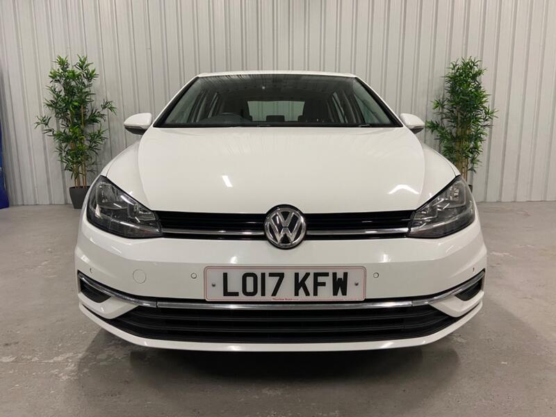 View VOLKSWAGEN GOLF 1.0 TSI BlueMotion Tech SE Nav