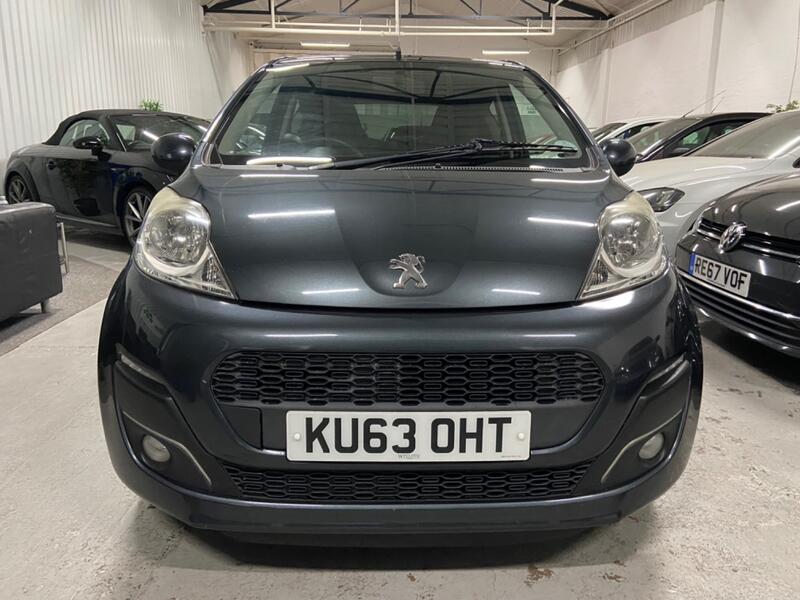 View PEUGEOT 107 1.0 12V Envy