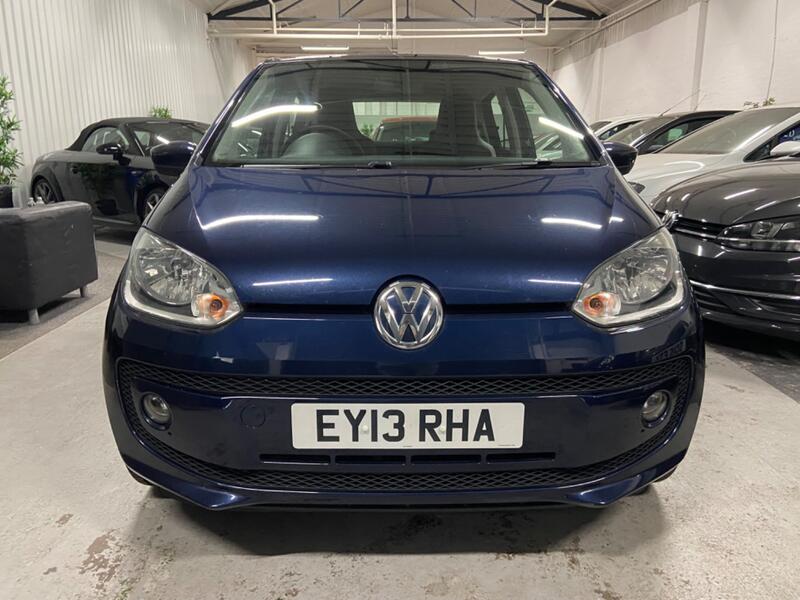View VOLKSWAGEN UP 1.0 High up!