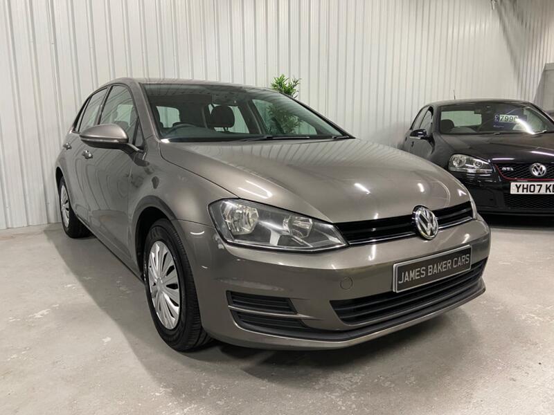 View VOLKSWAGEN GOLF 1.6 TDI BlueMotion Tech S