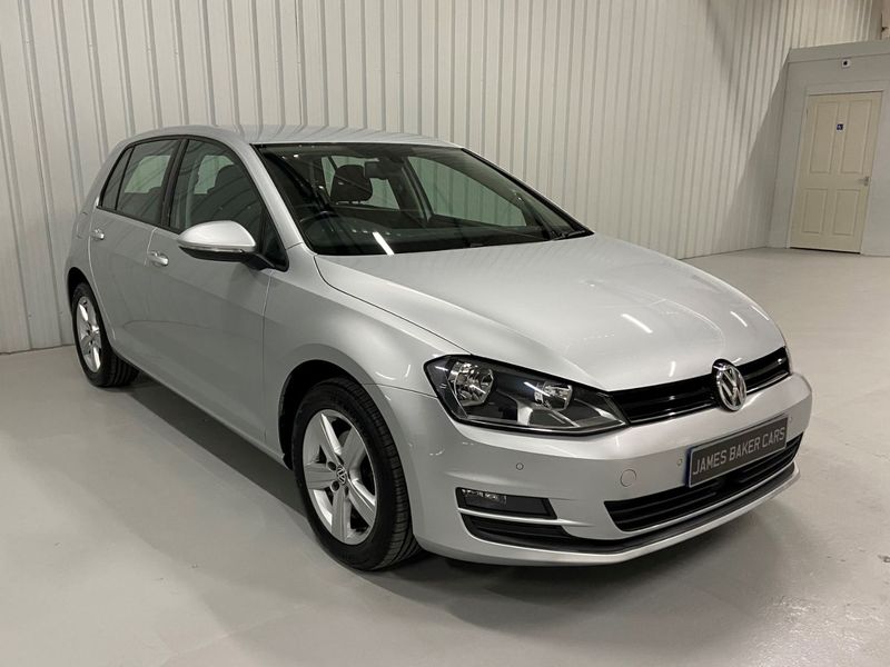 View VOLKSWAGEN GOLF 1.6 TDI MATCH