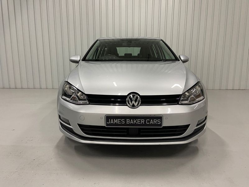 View VOLKSWAGEN GOLF 1.6 TDI MATCH