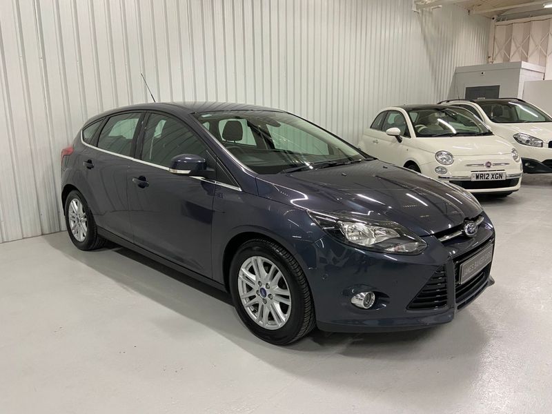 View FORD FOCUS 1.0 ECOBOOST TITANIUM