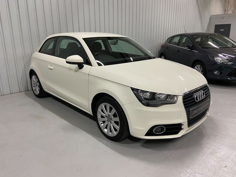 View AUDI A1 1.6 TDI Sport