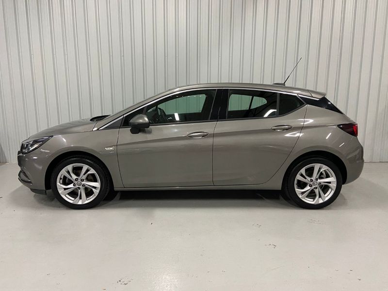 VAUXHALL ASTRA