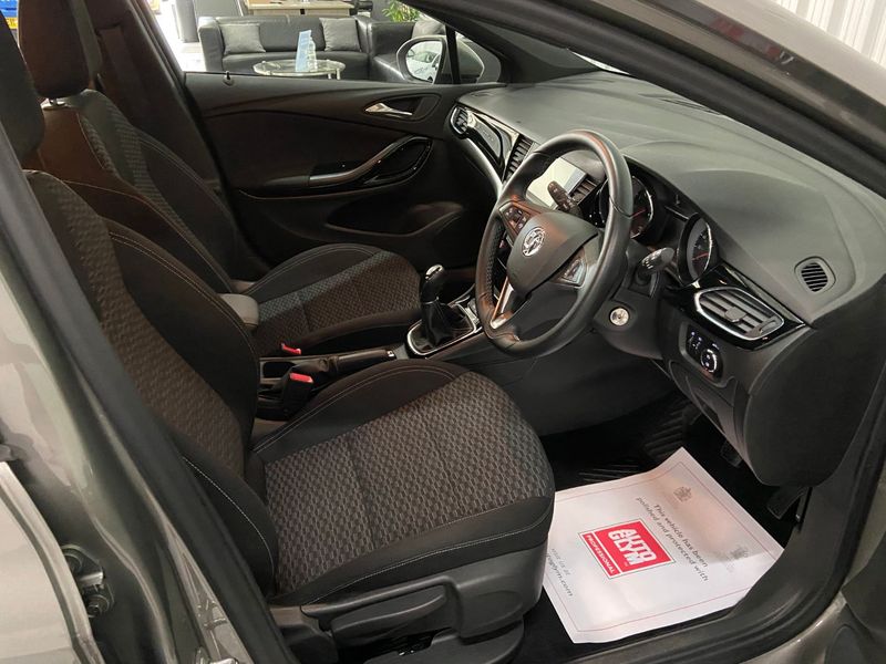 VAUXHALL ASTRA