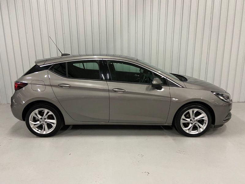 VAUXHALL ASTRA