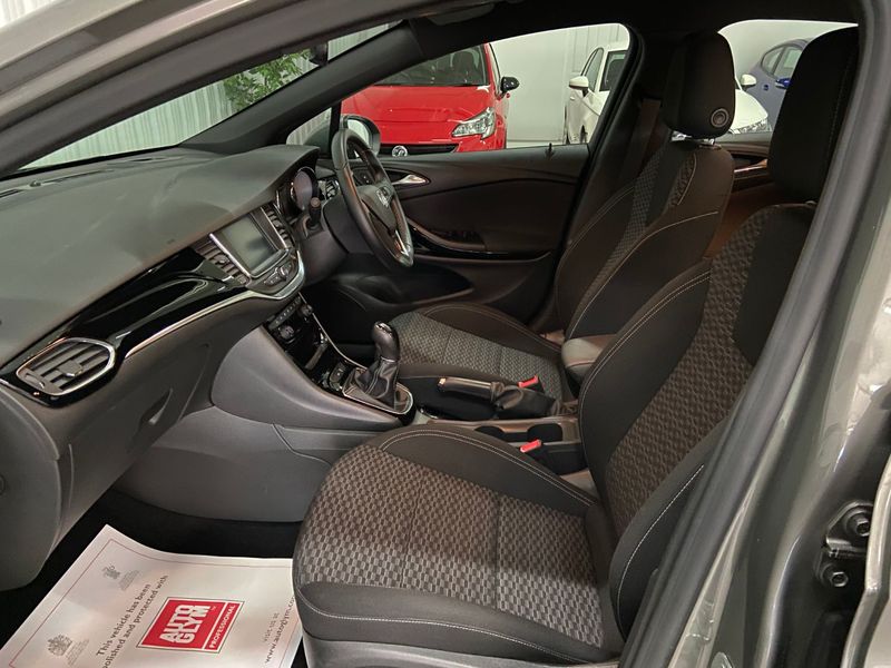 VAUXHALL ASTRA