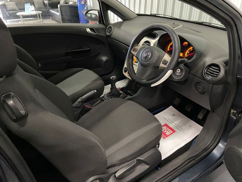 VAUXHALL CORSA