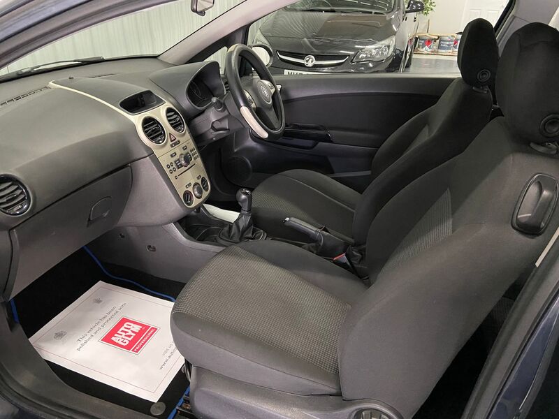 VAUXHALL CORSA